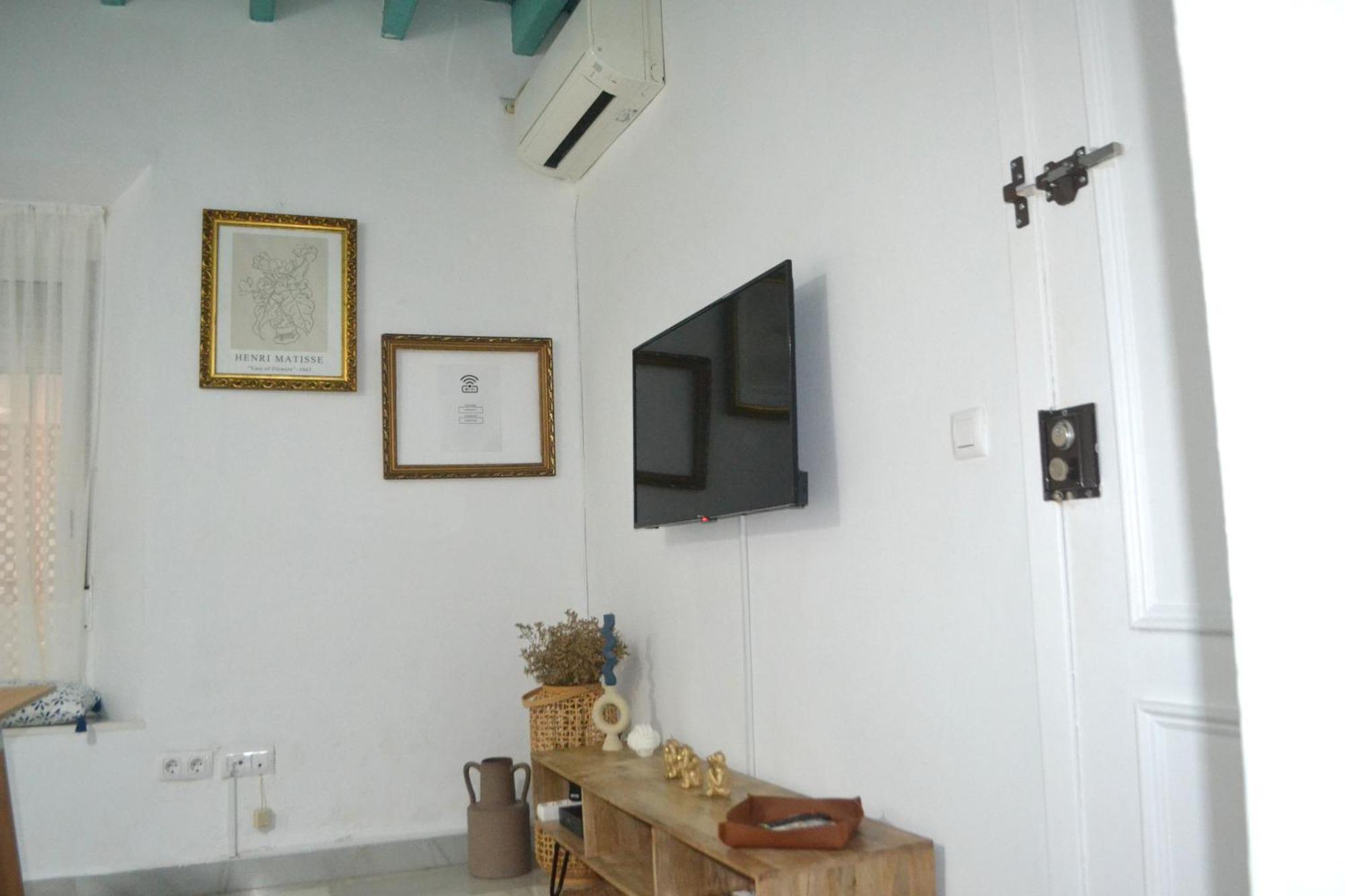Apartamento En Casco Antiguo - Plaza De La Gavidia Севиля Екстериор снимка